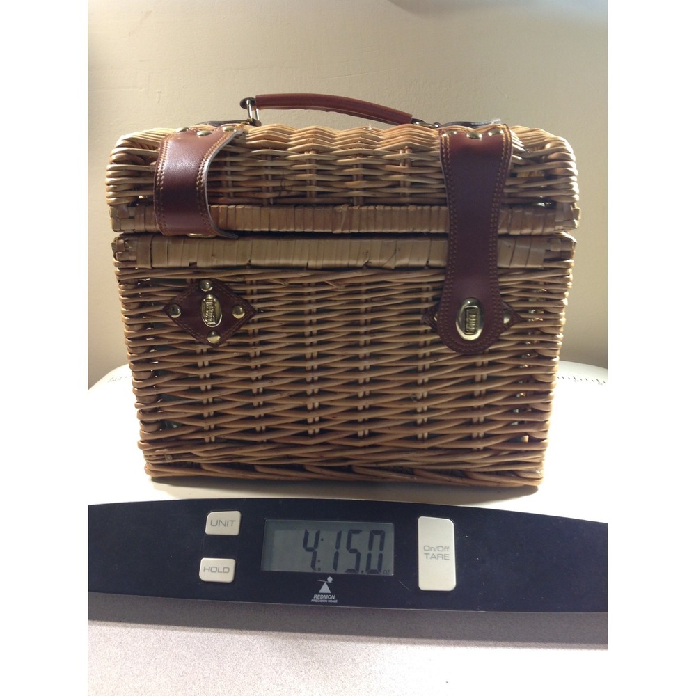 Picnic Time Napa Picnic Basket Wicker Willow Wine Cheese Service for 2 NEW